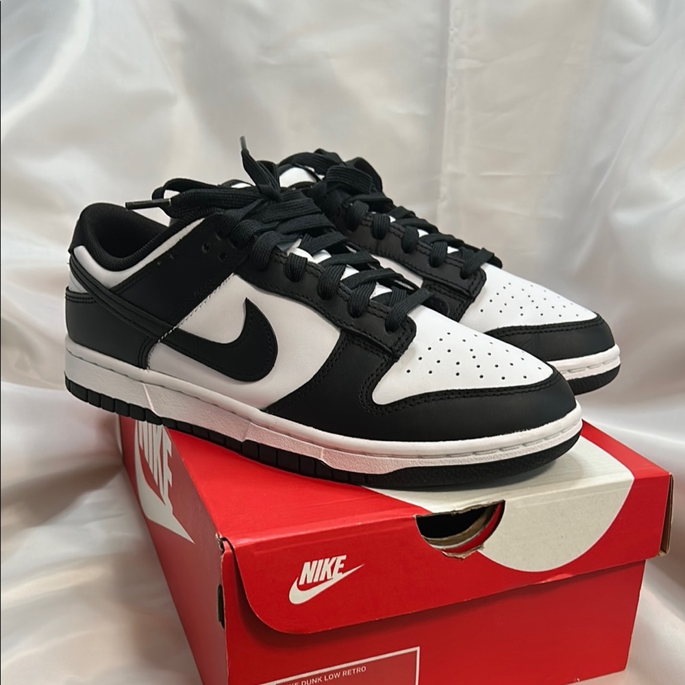 Nike Dunk Low Retro White Black Panda